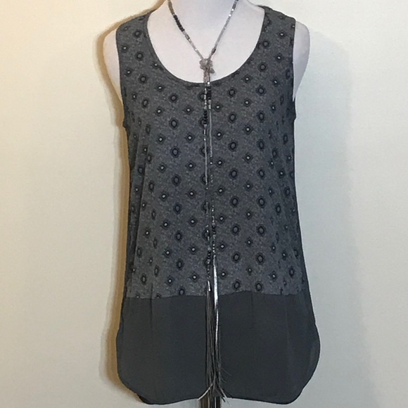 💥LOFT Top💥 - Picture 2 of 8